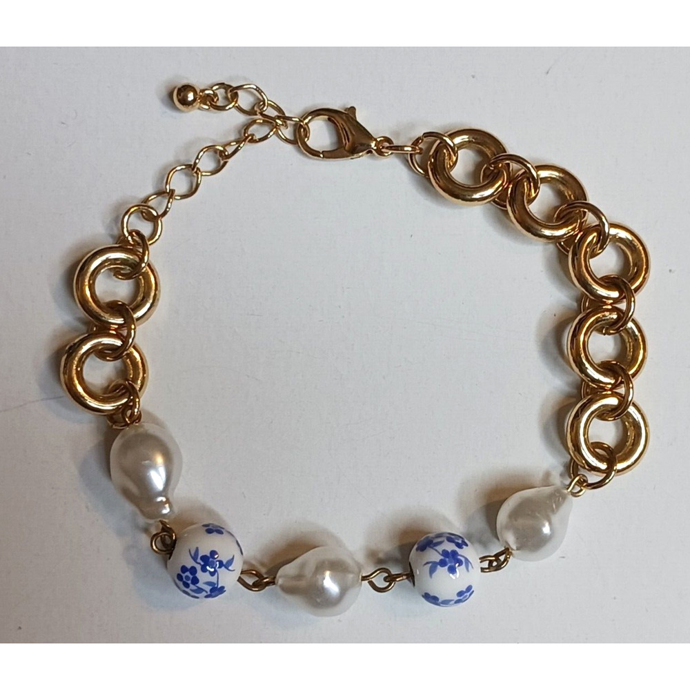 Goldtone Link Chain Blue Flower Glass Bead Bracelet